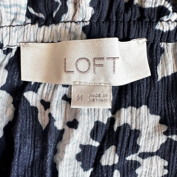 LOFT Navy Blue Floral Print Off Shoulder Blouse Bell Sleeve Ruffled Women’s Top - Picture 5 of 6
